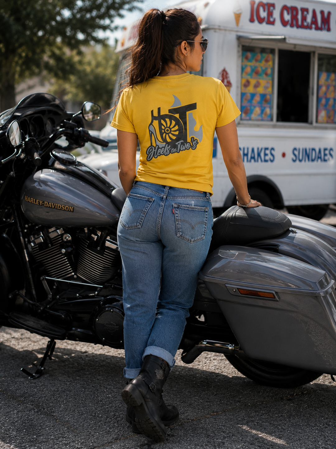 CUT &amp; PLAY HO3 Shirts